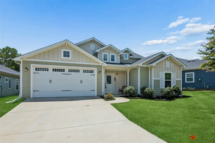 612 Myers Drive, Lake Dallas, TX 75065 - #2