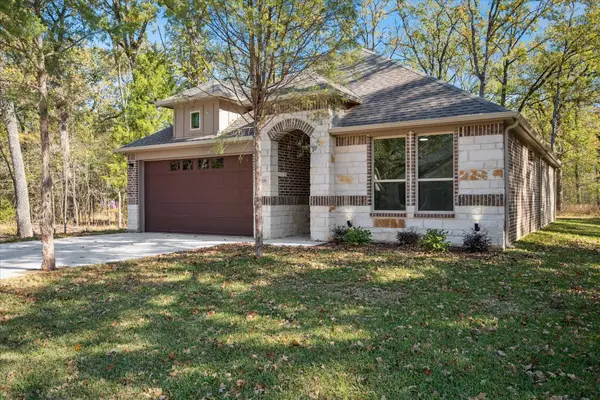208 Driftwood Drive, Trinidad, TX 75163