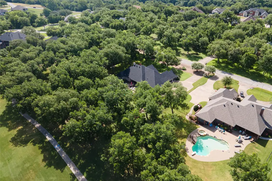 5612 Equestrian Court, Granbury, TX 76049 - #2
