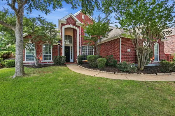 406 Parkwood Court, Southlake, TX 76092
