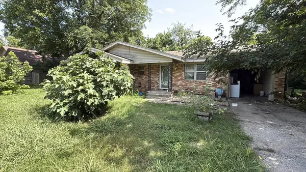 802 E Main Street, Tioga, TX 76271