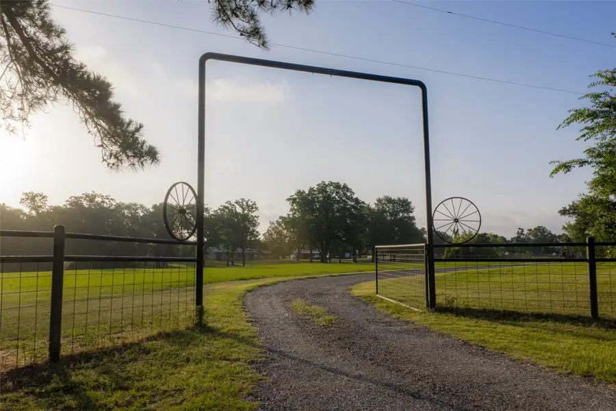 10457 State Highway 110, Van, TX 75790 - #2