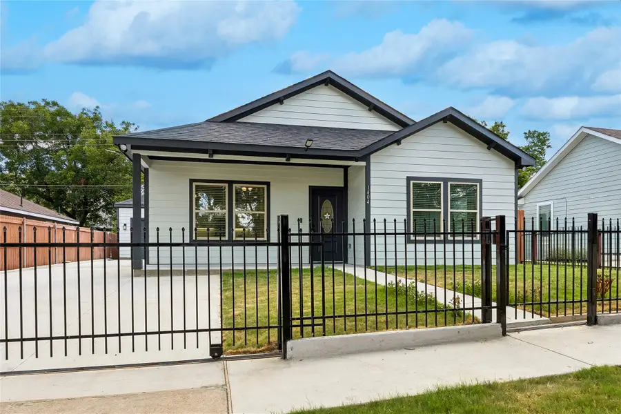 1404 E Cannon Street, Fort Worth, TX 76104 - #2