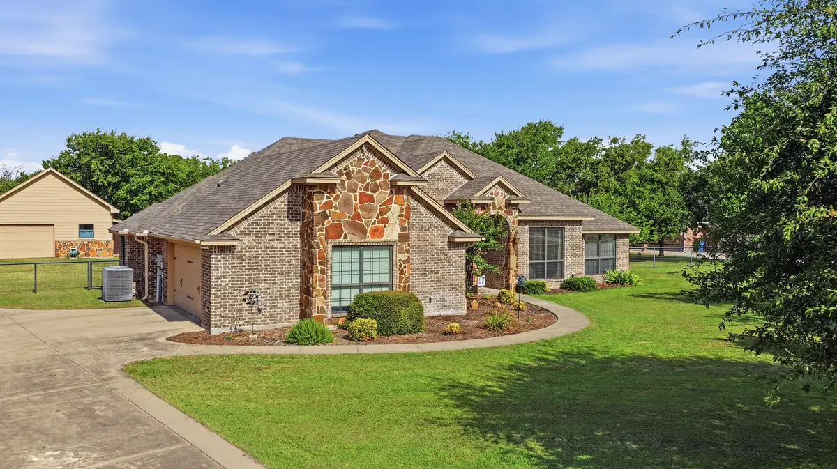 153 Sandstone Lane, Weatherford, TX 76085 - #1