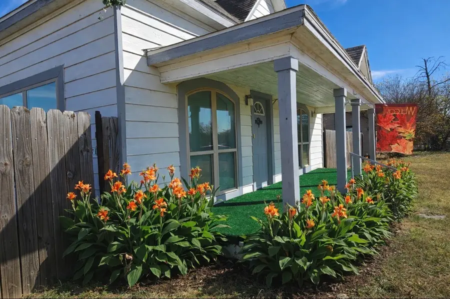 101 S Walnut Avenue, Petrolia, TX 76377 - #3
