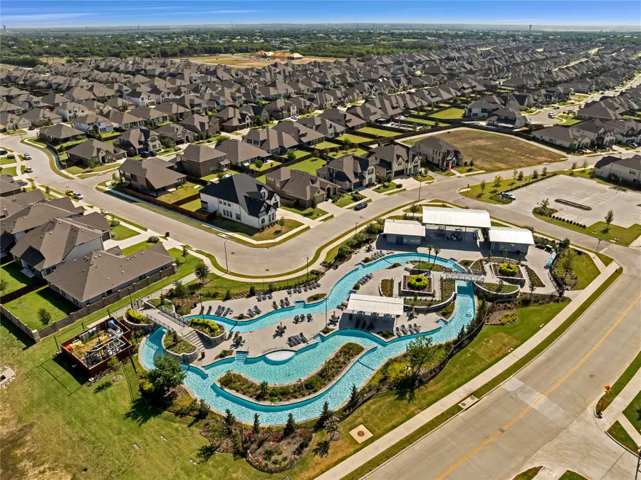 16916 Sophora Avenue, Justin, TX 76247 - #2