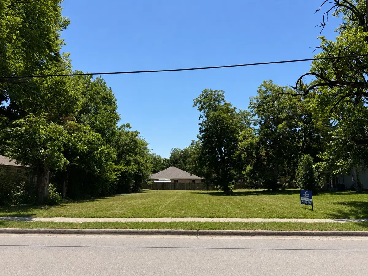 3915 Moulton Street, Greenville, TX 75401 - #1