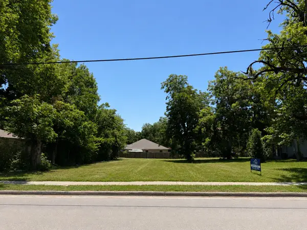 3915 Moulton Street, Greenville, TX 75401