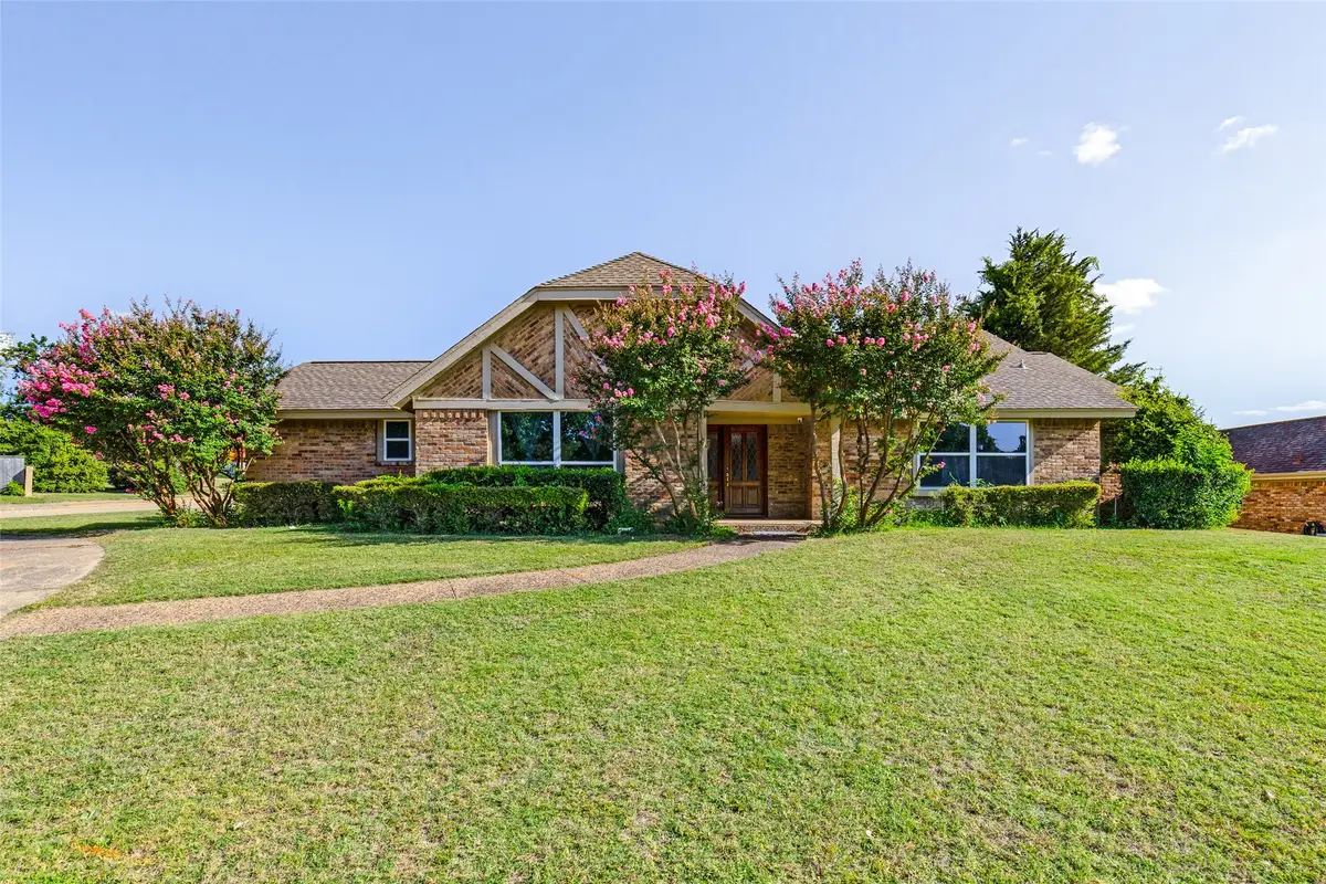 7126 Fernmeadow Circle, Dallas, TX 75248 - #1