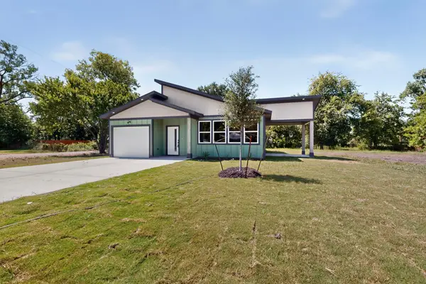 745 W Marshall, Cooper, TX 75432