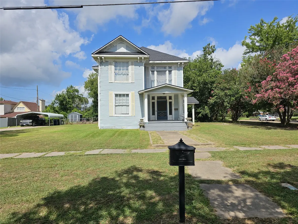 200 S Canton Street, Mexia, TX 76667 - #1