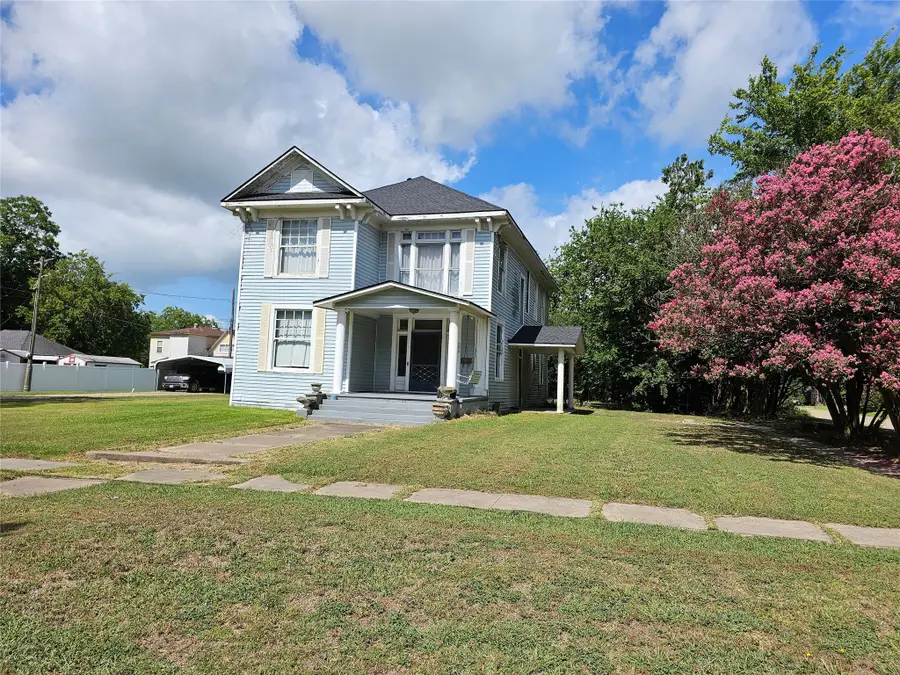 200 S Canton Street, Mexia, TX 76667 - #2