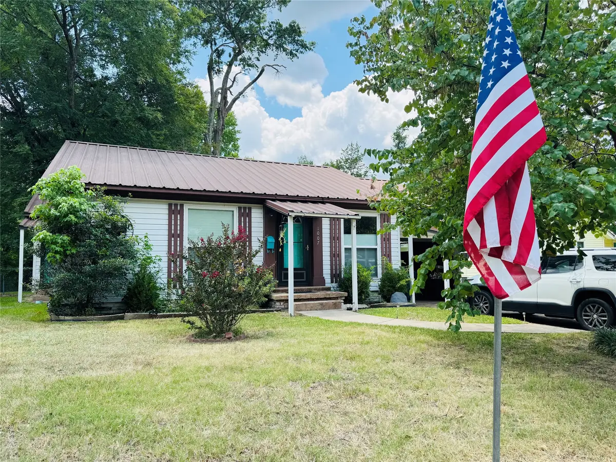 1007 N Johnson Street, Mineola, TX 75773 - #1