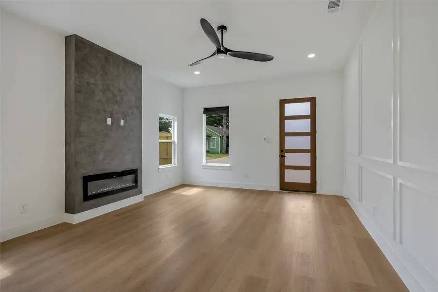 2555 Hooper Street, Dallas, TX 75215 - #2