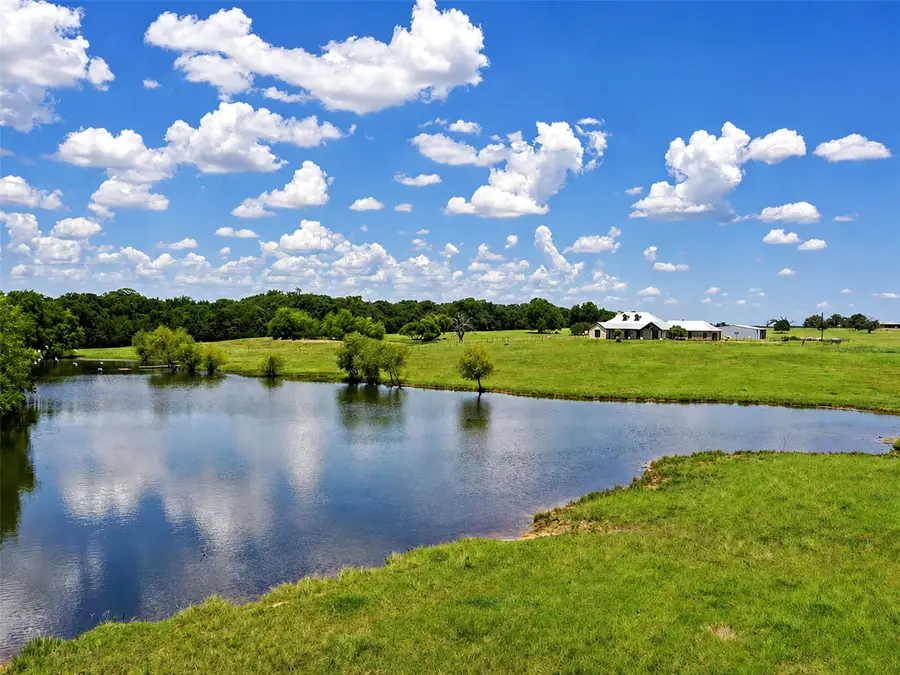 453 Tower Road, Valley View, TX 76272 - #2