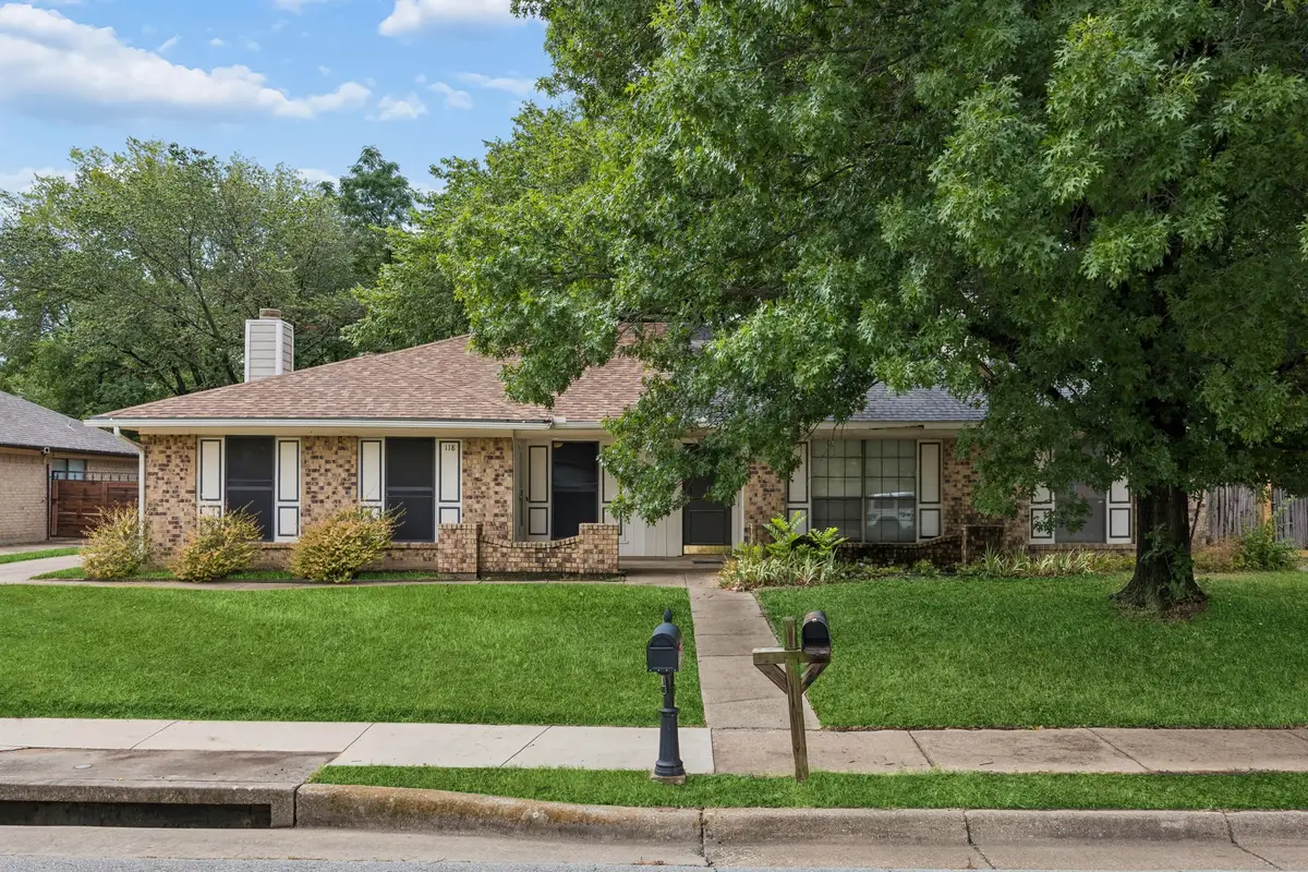 118 E Denton Drive, Euless, TX 76039 - #1