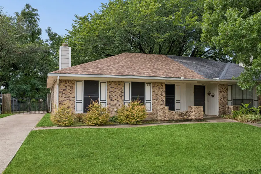 118 E Denton Drive, Euless, TX 76039 - #3