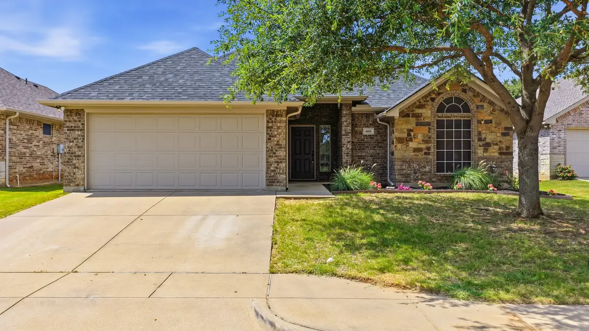 4416 Logan Circle, Granbury, TX 76049 - #1