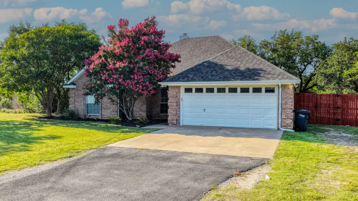 808 W Couts Street, Weatherford, TX 76086 - #1
