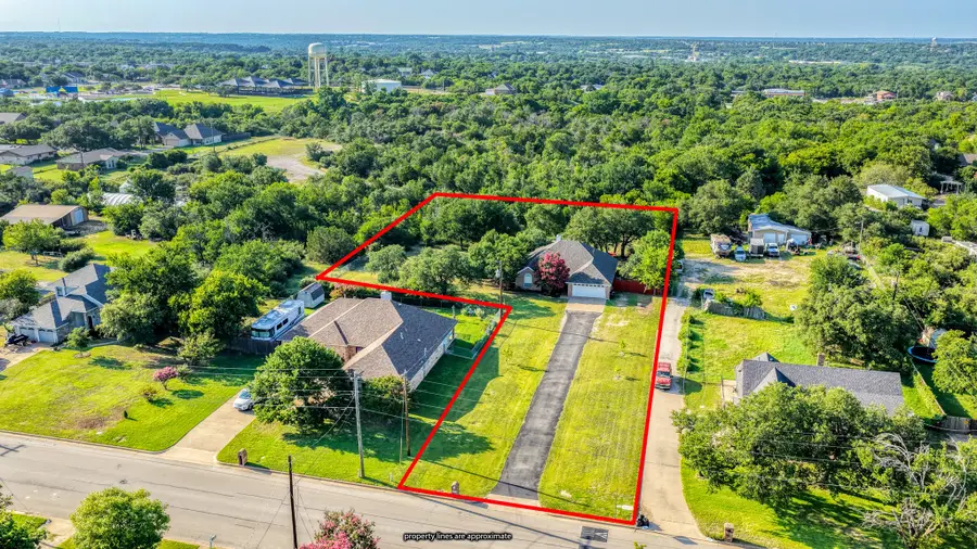 808 W Couts Street, Weatherford, TX 76086 - #3
