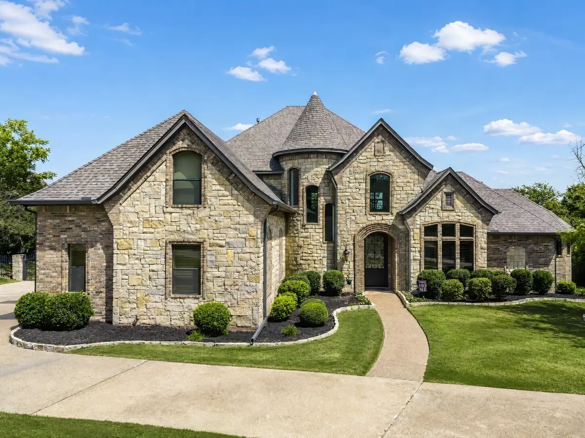3908 Lakewood Heights Court, Fort Worth, TX 76179 - #1