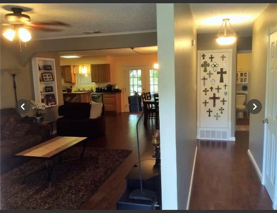 107 SE Harris Street, Burleson, TX 76028 - #2