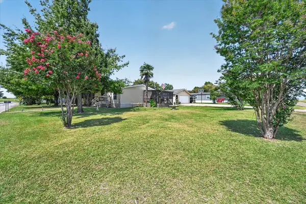 1103 Burnett Boulevard, Alvarado, TX 76009