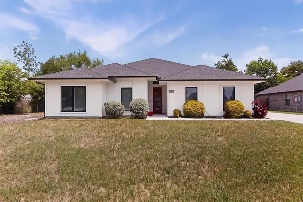 115 Dunlap Street, Waxahachie, TX 75165
