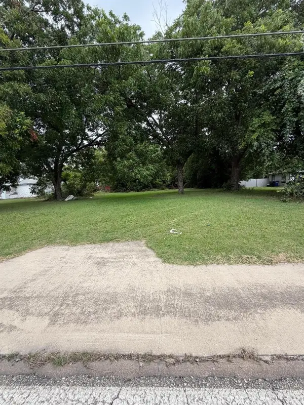 2523 E Ledbetter Drive, Dallas, TX 75216