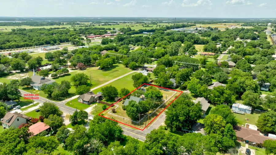 503 Sherman Street, Tioga, TX 76271 - #2