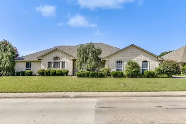 311 Northgate Drive, Waxahachie, TX 75165