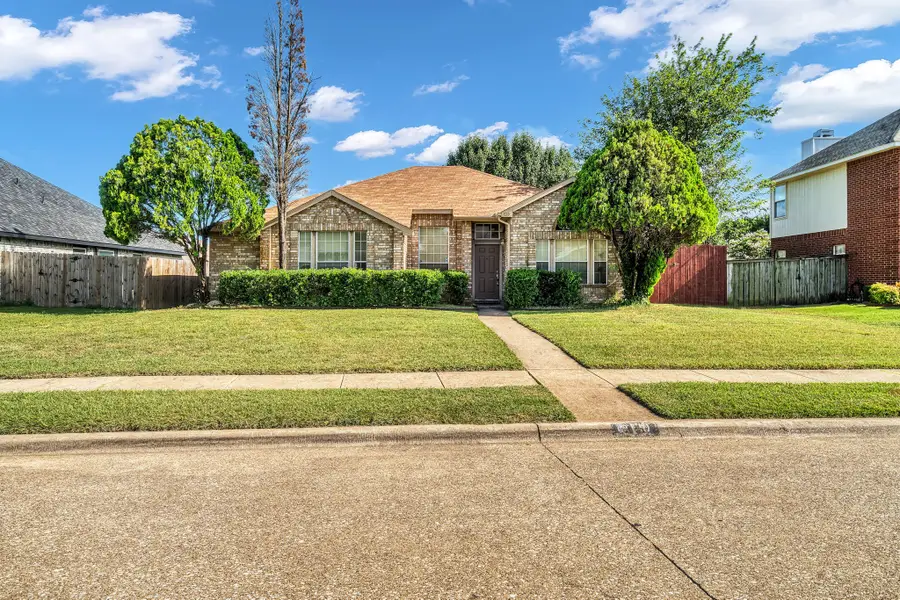 810 Moore Street, Cedar Hill, TX 75104 - #2