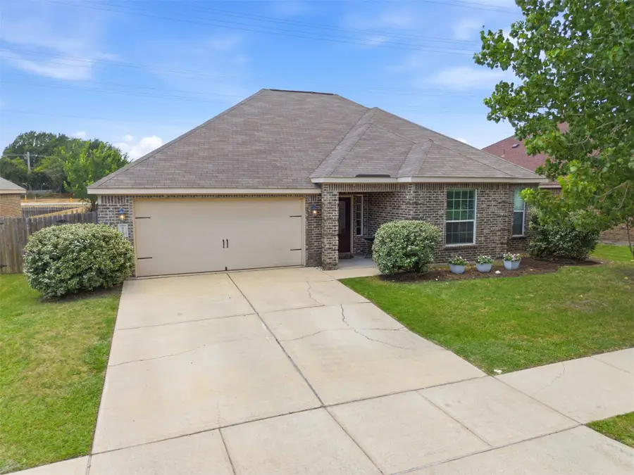 413 Water Oak, Denton, TX 76209 - #2