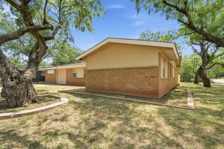 1801 Mimosa Drive, Abilene, TX 79603 - #3