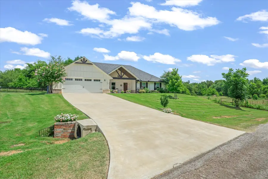 797 Oklahoma, Van, TX 75790 - #2
