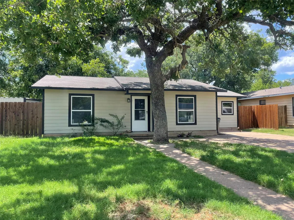 310 Colorado Avenue, Graham, TX 76450 - #1