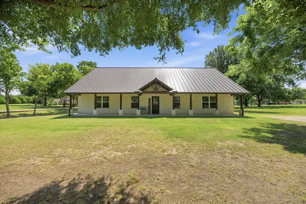 2301 County Road 1112, Farmersville, TX 75442