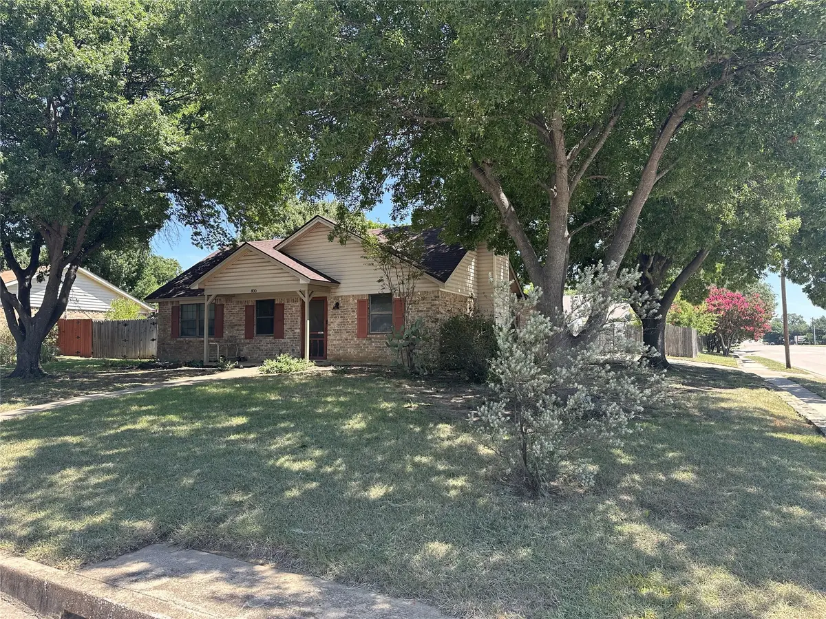 800 Pine Mountain Drive, Burleson, TX 76028 - #1