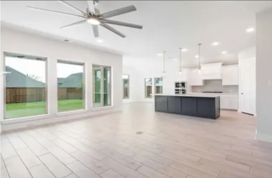 1511 Wolfgang Way, Van Alstyne, TX 75495 - #3