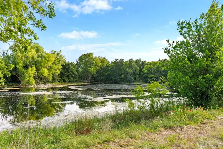 3005 Us Highway 77, Lott, TX 76656 - #2