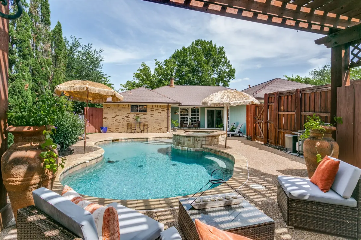 909 Hillside Lane, Flower Mound, TX 75028 - #1