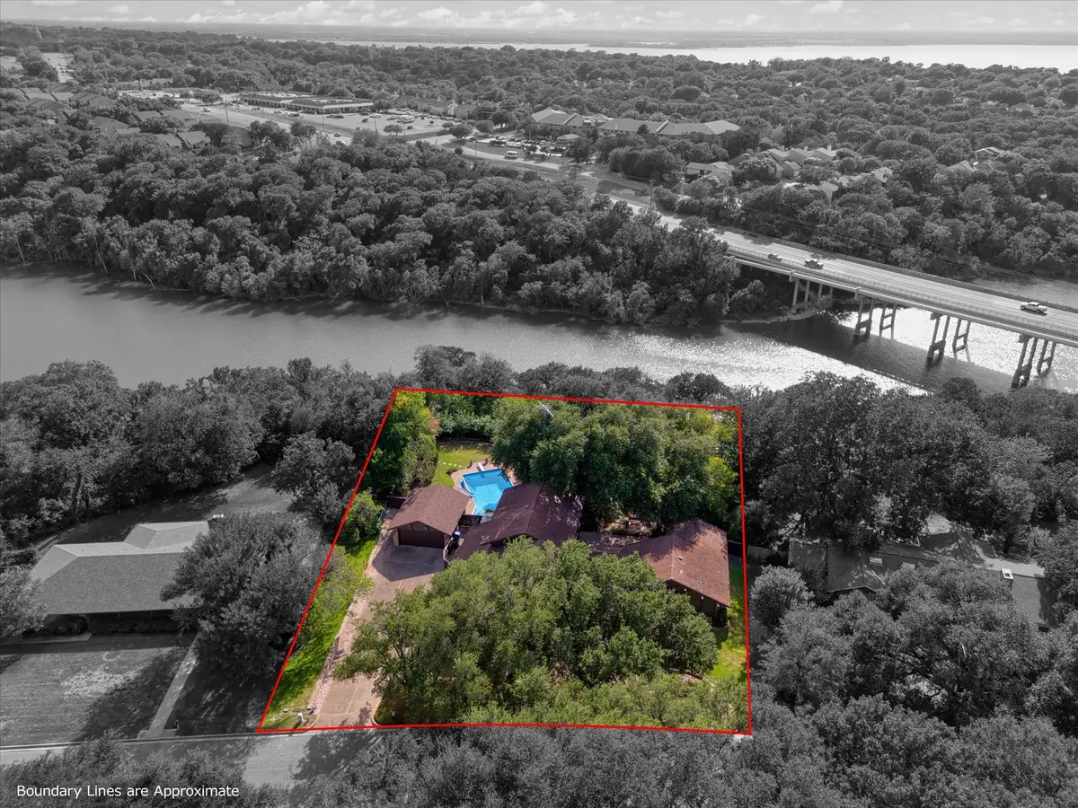 3716 Laguna Vista Drive, Waco, TX 76708 - #1