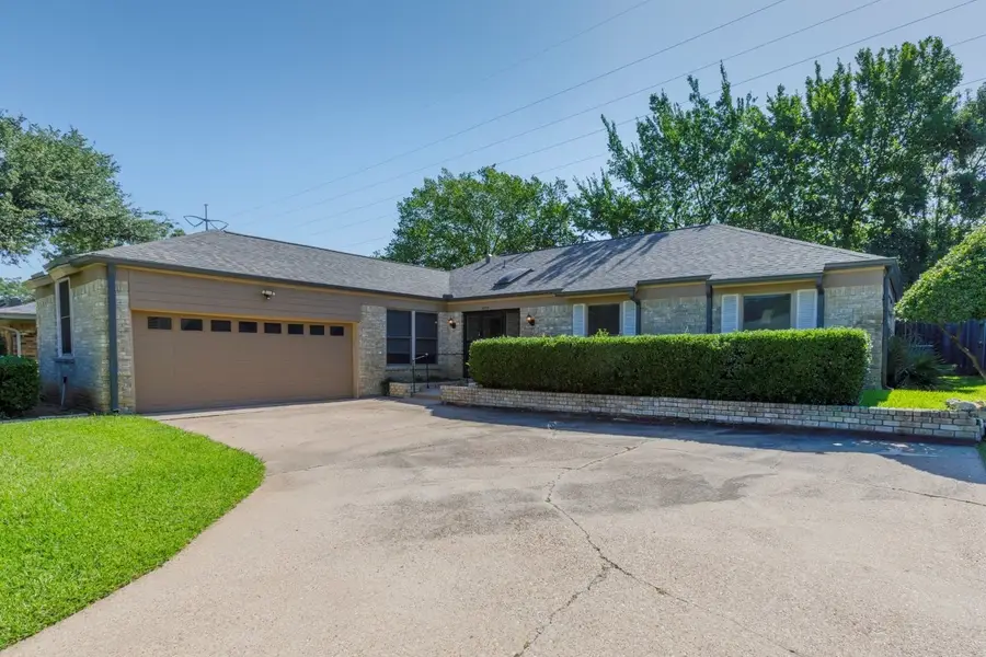 2805 Hedgeway Drive, Arlington, TX 76016 - #2