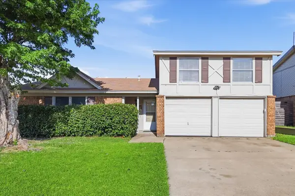 6505 Hughes Drive, Watauga, TX 76148