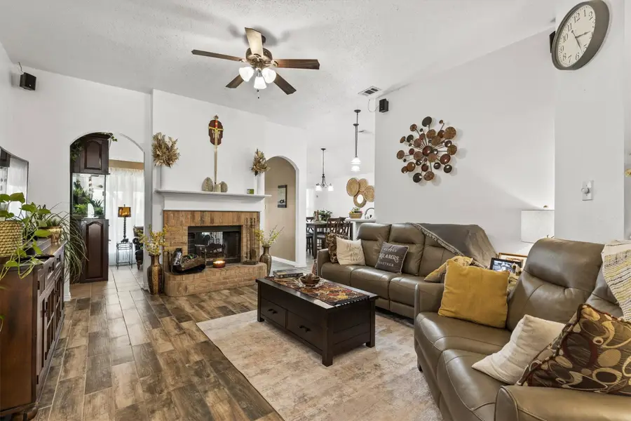 313 Leisure Lane, Waxahachie, TX 75165 - #2