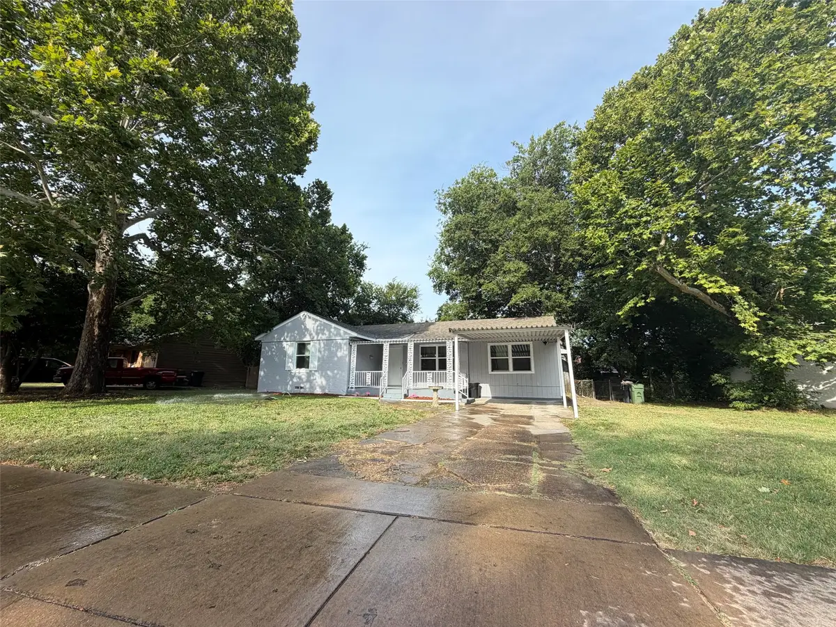 510 Gay Street, Arlington, TX 76010 - #1