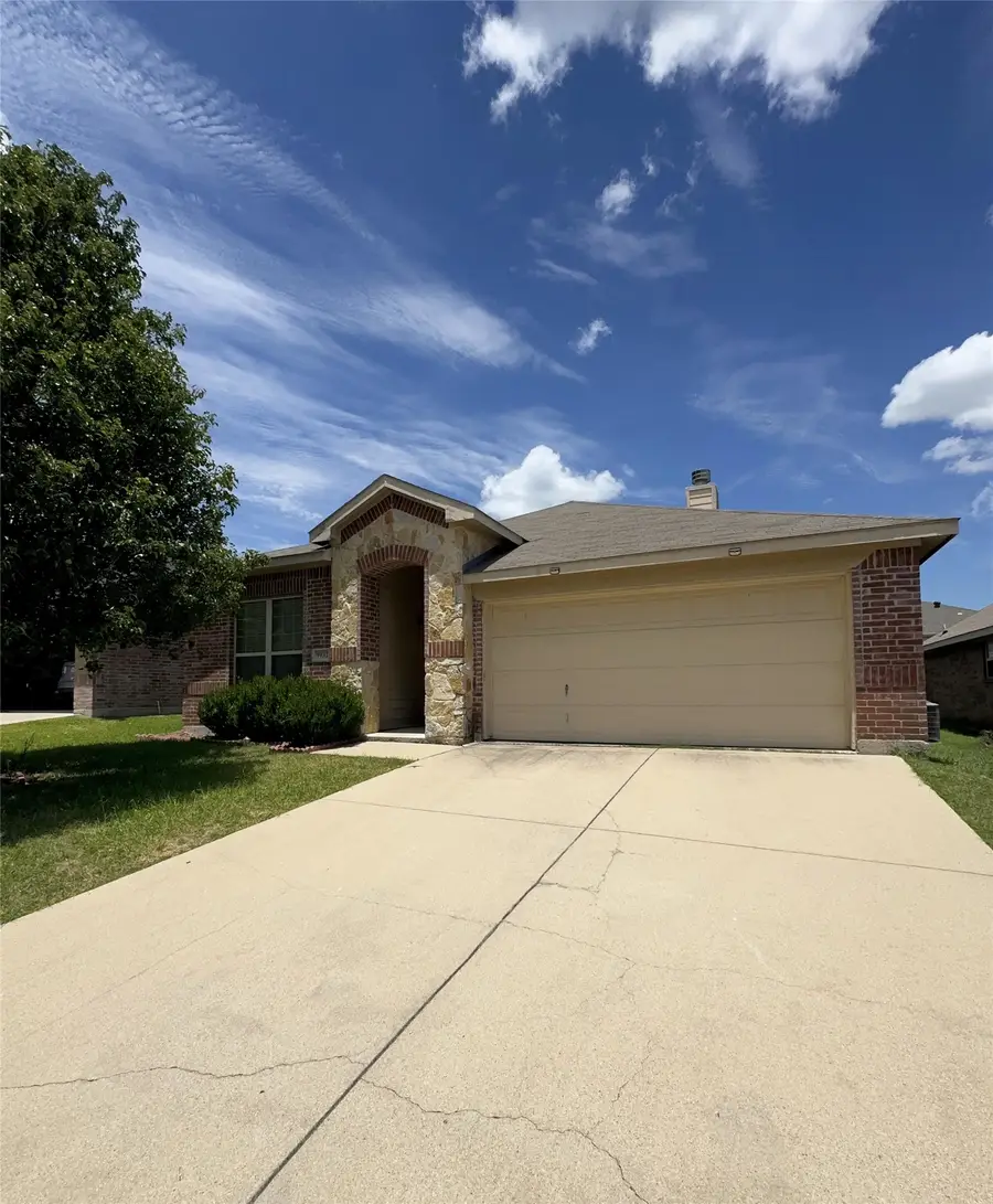 9932 Mount Pheasant Road, White Settlement, TX 76108 - #2