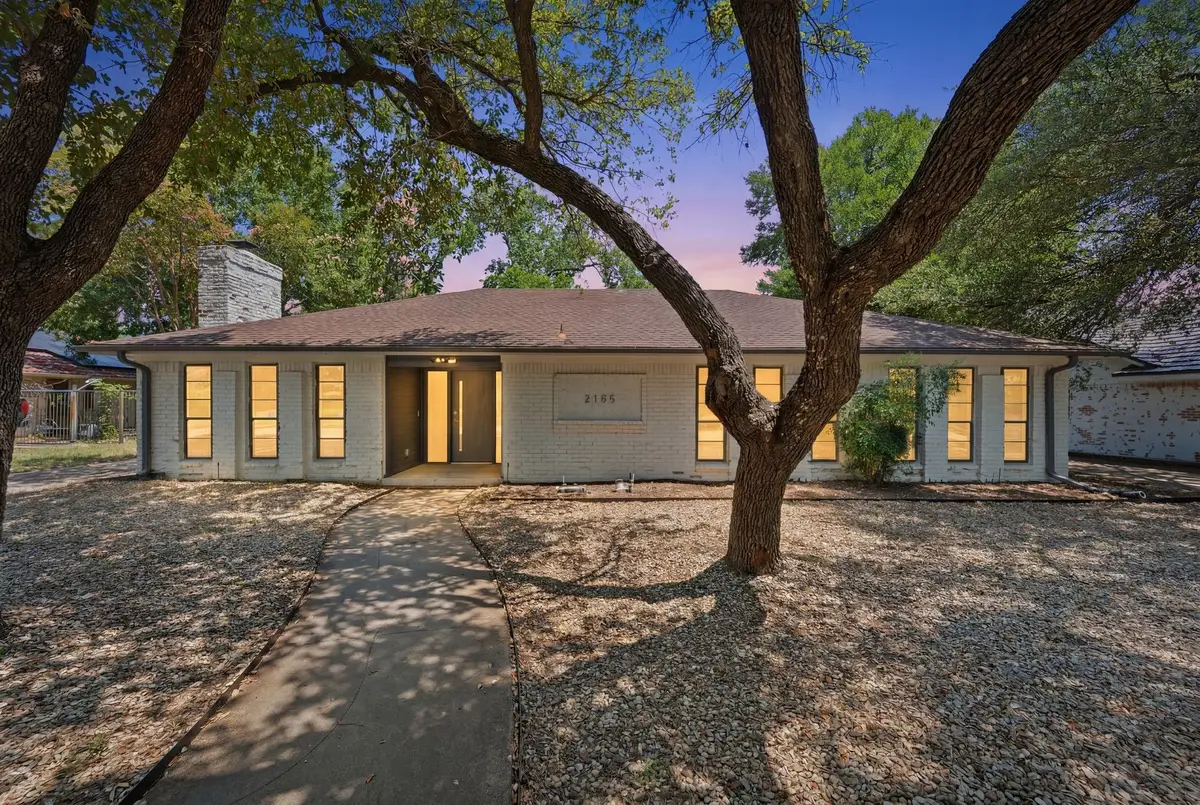 2105 Inverness Drive, Arlington, TX 76012 - #1