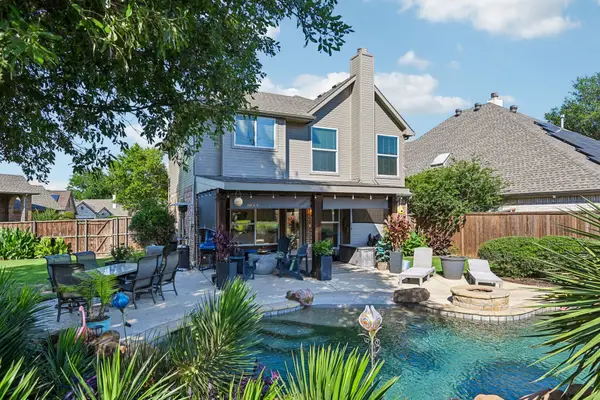 2204 Wembley Wood Lane, Bedford, TX 76022