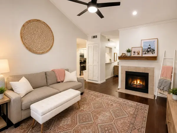 3257 Donnelly Circle #604, Fort Worth, TX 76107